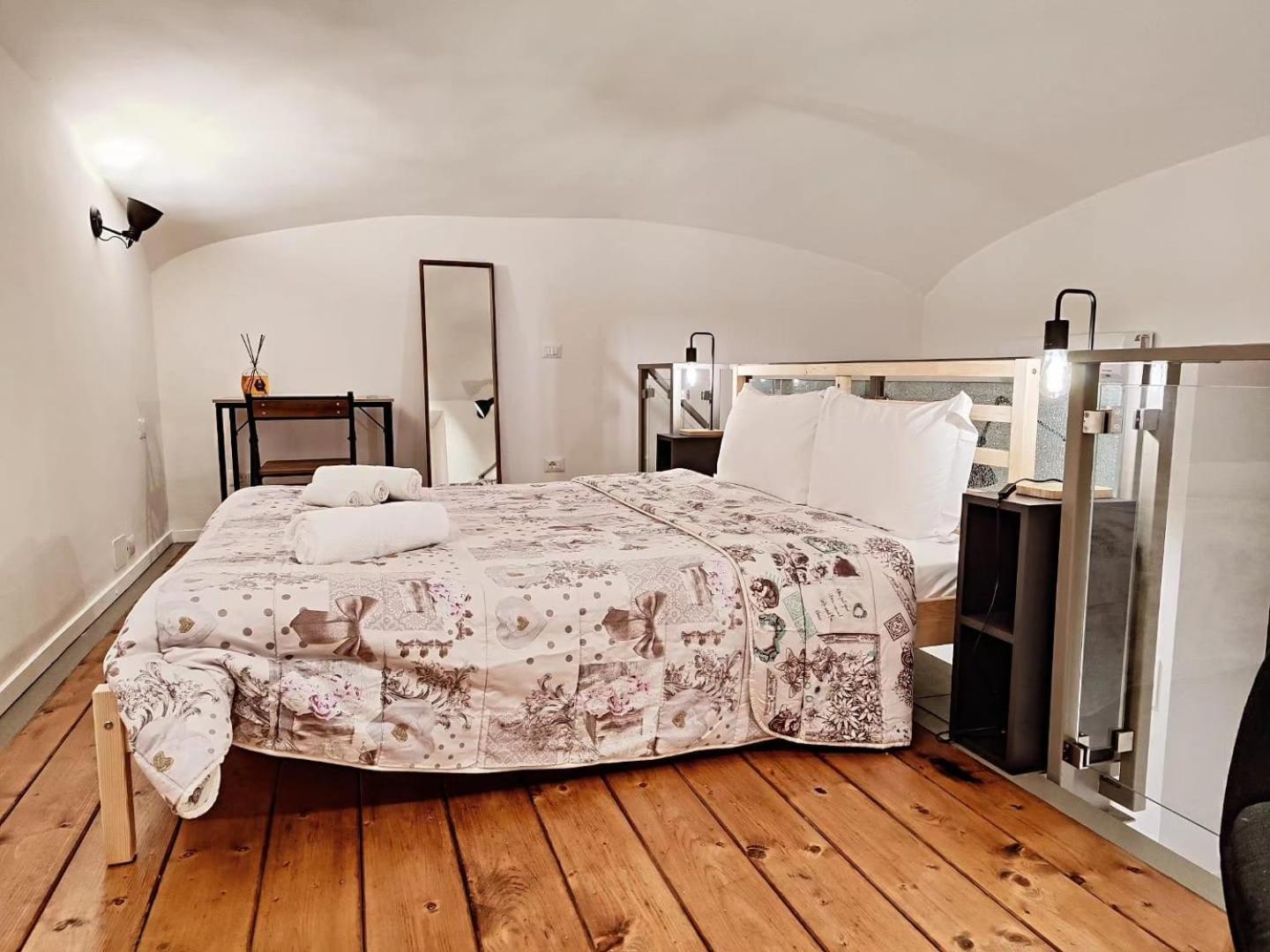 Lägenhet Testaccio Industrial Loft
